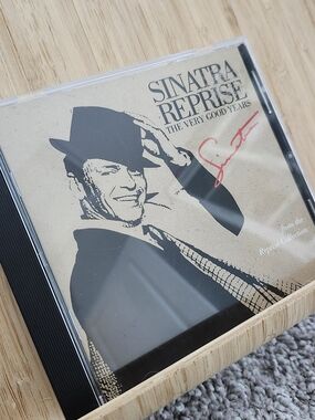 Sinatra Reprise The Very Good Years CD - Beige & Black Artwork